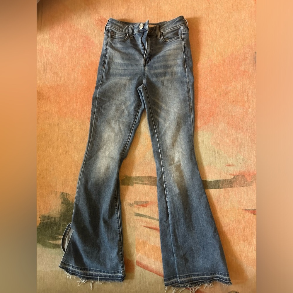 Flare Blue Jeans 🤠